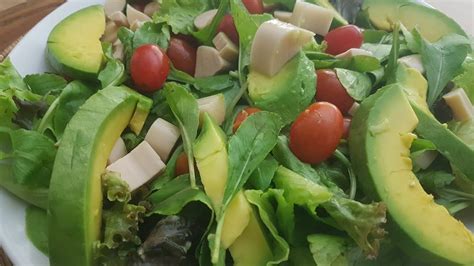 Receita De Salada De Abacate Para Quem Ama A Fruta Em Uma Combina O