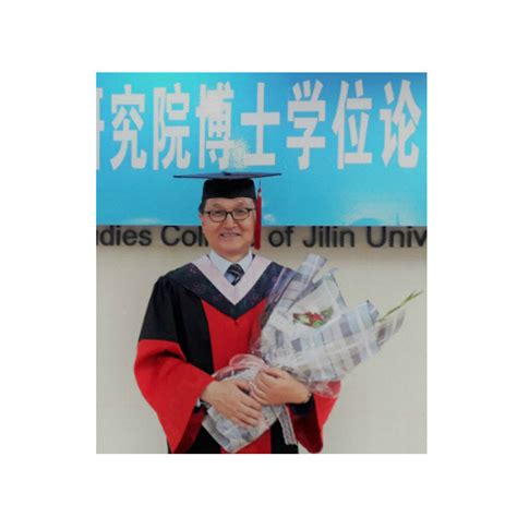 70세 만학도 논문컨설팅으로 6개월 만에 박사학위 취득 디지털타임스
