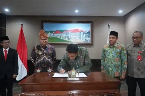 Pemkot Batu Sudah Resmi Serahkan Dana Hibah Pada Kpu Dan Bawaslu Ameg Id