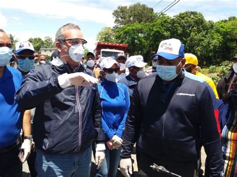 Luis Abinader Visita San Pedro Y Apoya Operativo De Limpieza De La