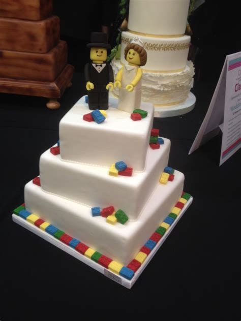 Pin By Patricia Gunther On Rehersal Lego Wedding Cakes Lego Wedding Bride And Groom Cake Toppers