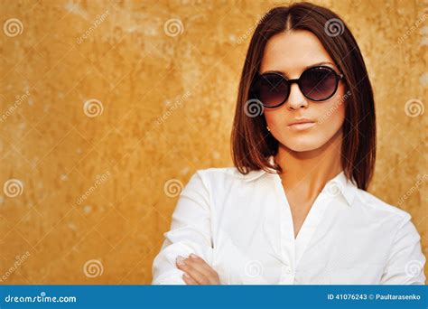 Closeup Fashion Beautiful Woman Portrait Wearing Sunglasses Stock Image