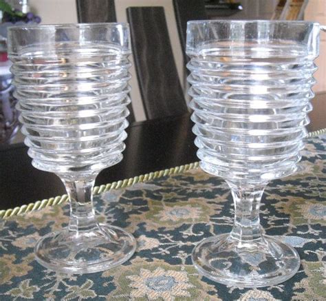 Mid Century Pressed Glass Beehive Design Pedestal Iced Tea Or Water Goblet Glasses Beehive