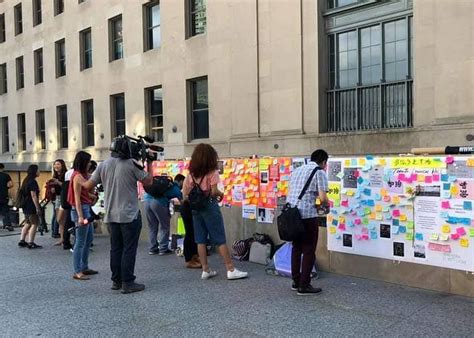 反送中連儂牆被毀 加國大學校方介入調查 加拿大大學 菲沙大學 香港人 大紀元