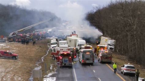 3 Killed In Pileup Of Dozens Of Vehicles In Pennsylvania Snow Squall Officials Say