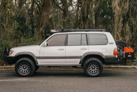 Dobinsons Land Cruiser 100 Series Roof Rack Exit Offroad