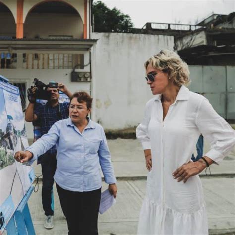 Estas Son Las Obras Que Cynthia Viteri Ofreci En Guayaquil Pero Que No