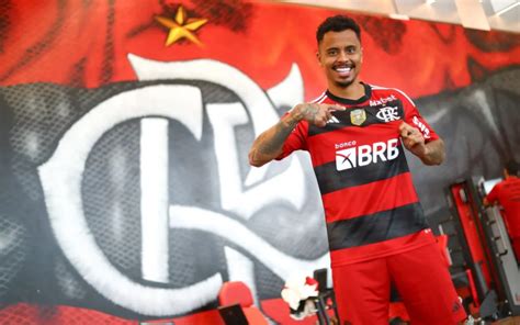 Vídeo Mostra Feliz Reação De Allan A Gol Do Flamengo