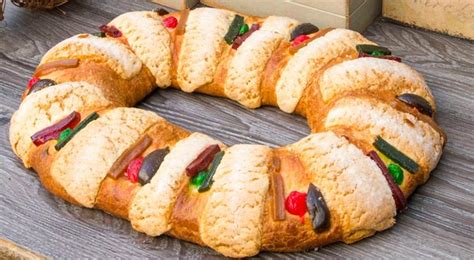 Hoy Puedes Partir La Mega Rosca De Reyes En El Parque Central