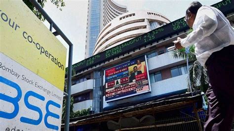 Sensex Hits Record Peak Of 40 435 In Early Trade Sbi Airtel Among Top Gainers Business News