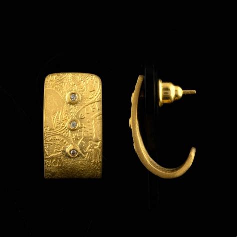 24k 995 Pure Gold Cz Earrings For Women 1 Ger V00607 In 19200 Grams