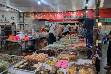 Berburu Takjil Di Nazwa Bazar Sajikan Menu Makan Minum