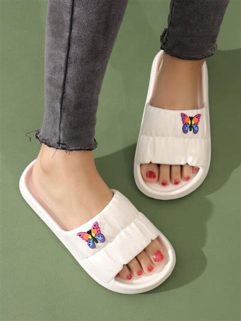 Preppy Indoor Slides For Women Texture Embossed Cartoon Butterfly