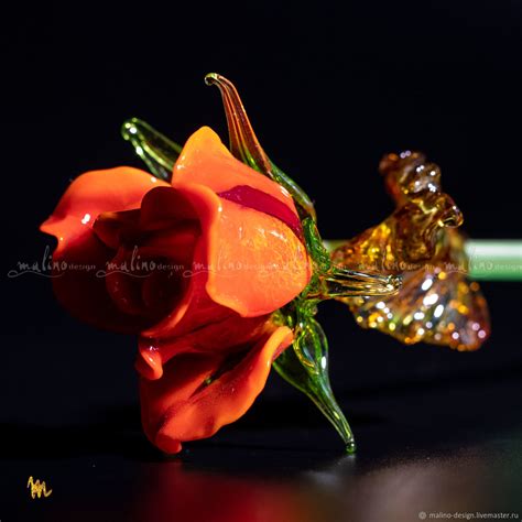 Красно-оранжевая малая роза из цветного стекла. MD-ROZE-S-R-23 в ...