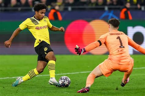 Duel Klasik Yang Sengit Prediksi Pertandingan Borussia Dortmund Vs AC