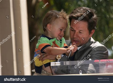 Mark Wahlberg Son Brendan Mark Wahlbergs ภาพสต็อก 101615560 Shutterstock