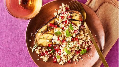 Bulgur Granatapfel Salat Mit Gebackener Aubergine Brigitte De