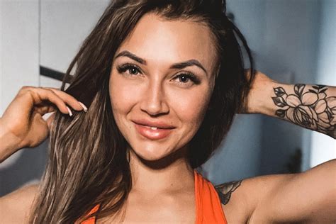 Włożyła tylko bikini i skarpety Fani zachwyceni WP SportoweFakty