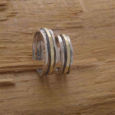 28 Unique Matching Wedding Bands - His & Hers Styles / Couples Rings