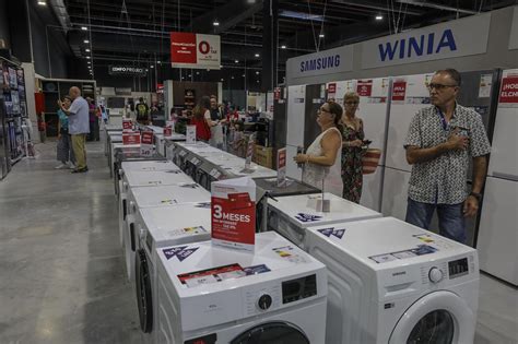 Gran inauguración de la nueva tienda de Conforama en Elche