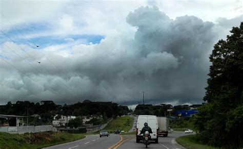 Previsão do tempo para Curitiba chuva forte vai voltar