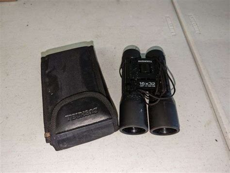 Bushnell 16x32 Binoculars Isabell Auction