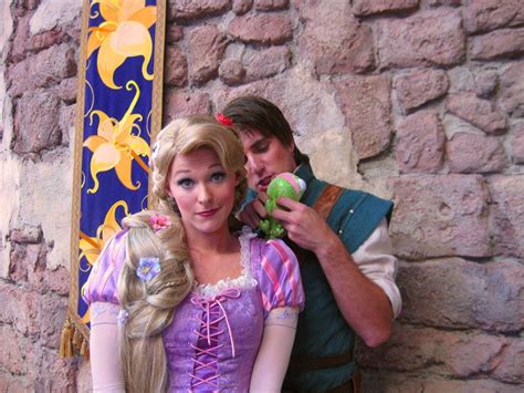 Rapunzel & Flynn | Disney face characters, Scary faces, Rapunzel cosplay