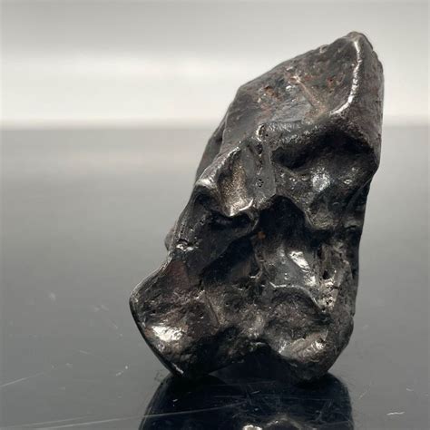 Sikhote-Alin meteorite Metal Meteorite, MUSEUM quality - 64 - Catawiki