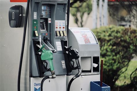 Fuel still limited as provincial state of emergency continues : My