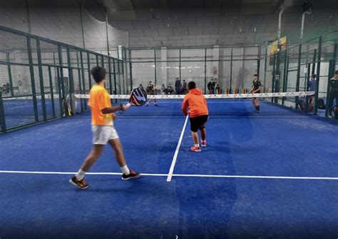 Asisa Entrega Un Desfibrilador Al Club Padel 77