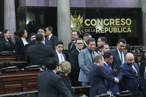 Constituido El Nuevo Congreso De Guatemala Queda Libre La Vía Para