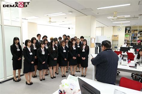 【大型バスで出発！車内でヌキヌキバスツアー開始！】sod女子社員 ユーザー様大感謝祭 新入社員バスツアー2023！ アダルト動画 ソクミル