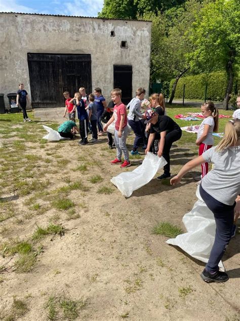 DZIEŃ DZIECKA W SZKOLE PODSTAWOWEJ IM POR T JANECZKO W SYPNIEWIE