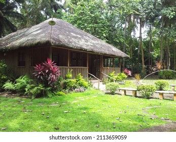 341 Nipa Hut Philippines Images Stock Photos And Vectors Shutterstock