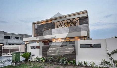 One Kanal Beautiful Modern Design Bungalow Available For Sale In DHA