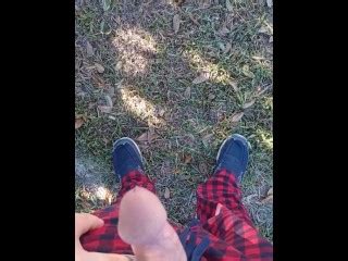 肮脏的早晨在公共场合撒尿 Pornhub Gay