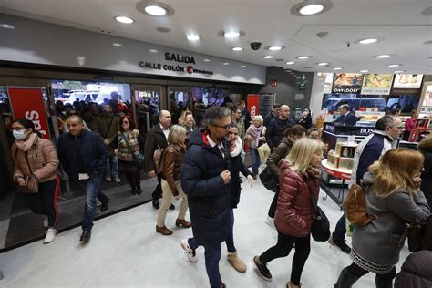 Cuándo empiezan las rebajas en El Corte Inglés Zara Mango Pull Bear