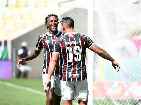 Ge On Twitter Fluminense Goleia O Madureira Por A De Virada E