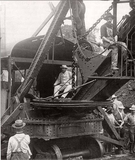 Theodore Roosevelt visiting the Panama Canal construction site, 1904 ...