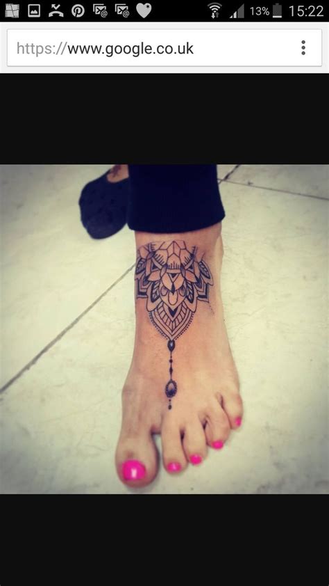 50 Elegant Foot Tattoo Designs For Women For Creative Juice Foot