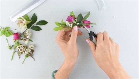 Diy Wrist Corsage