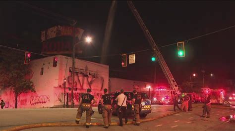 Atlanta Firefighters Battle Massive Blaze At Historic Building On Ponce