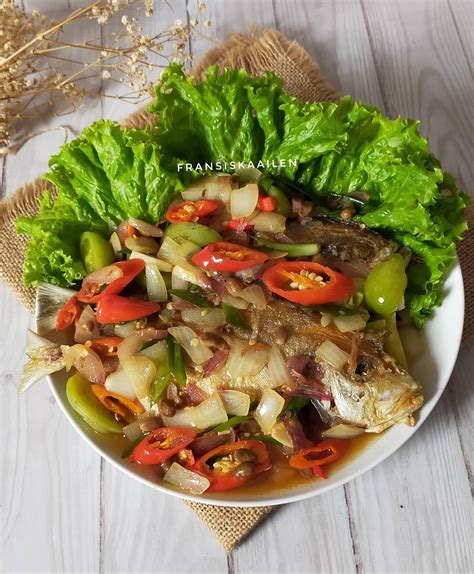 Resep Ikan Masak Tauco Dari Fransiskaailen