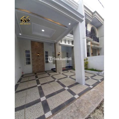 Jual Rumah Siap Huni Lt M Lb M Classic Eropa Di Tanah Baru Di