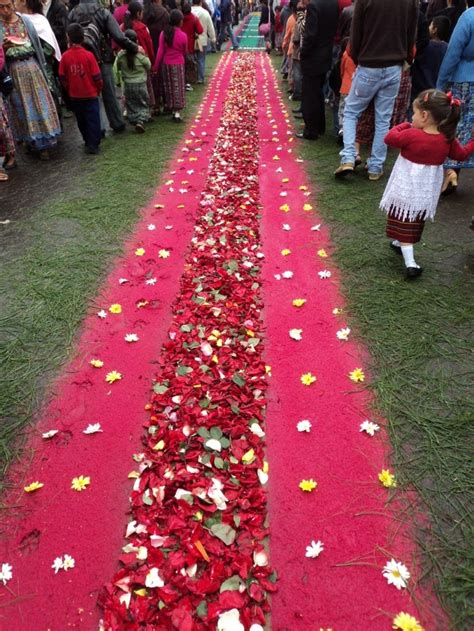 Alfombras De Aserr N De Colores Flores Y Adornos Para El Paso De La