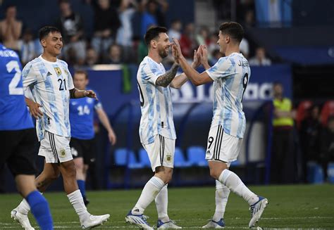 Julián Álvarez Se Gana Un Lugar En La Lista De La Selección Argentina Y