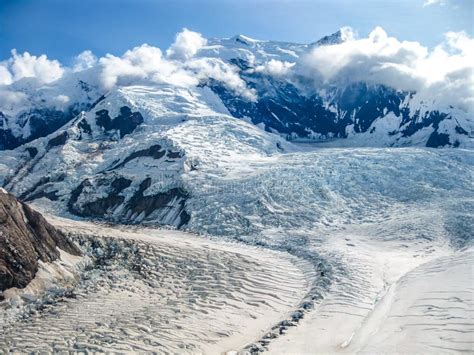 Glacier Dans Les Montagnes De Wrangell St Elias National Park Alaska Photo Stock Image Du