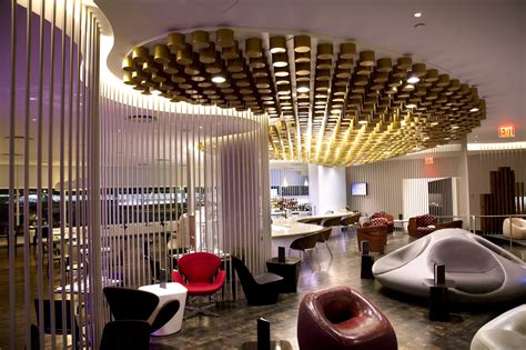 Gallery of Virgin Atlantic Clubhouse / Slade Architecture - 15