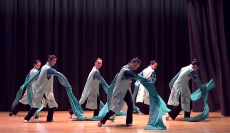 What You Need To Know About The Chinese Dance ‘water Sleeves Nspirement