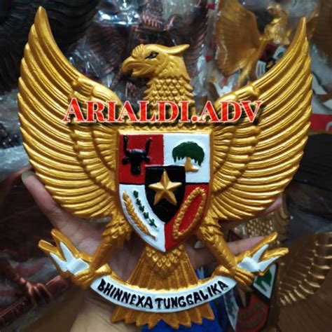 Jual Patung Garuda Pancasila Ukuran 25 Cm Shopee Indonesia